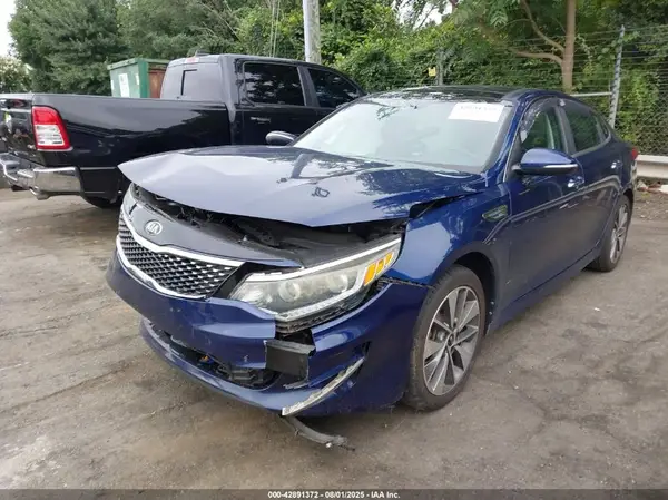 5XXGU4L38GG072881 2016 KIA OPTIMA - Image 2