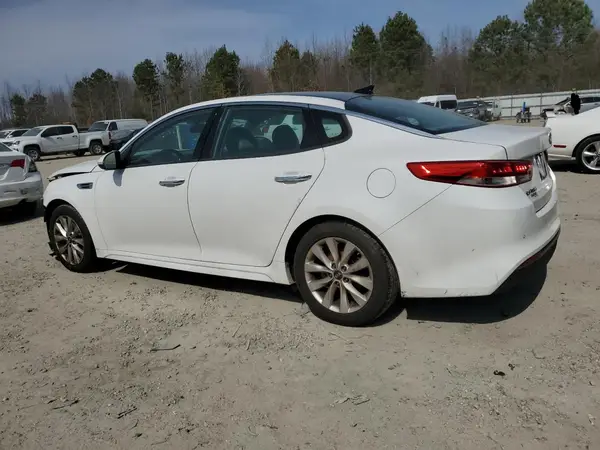 5XXGU4L38GG080835 2016 KIA OPTIMA - Image 2