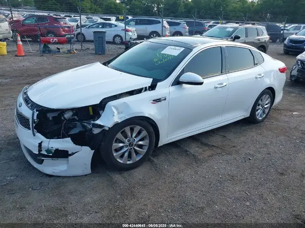 5XXGU4L38GG091950 2016 KIA OPTIMA - Image 2