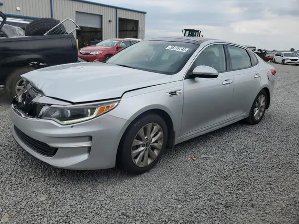5XXGU4L38GG092788 2016 KIA OPTIMA - Image 1