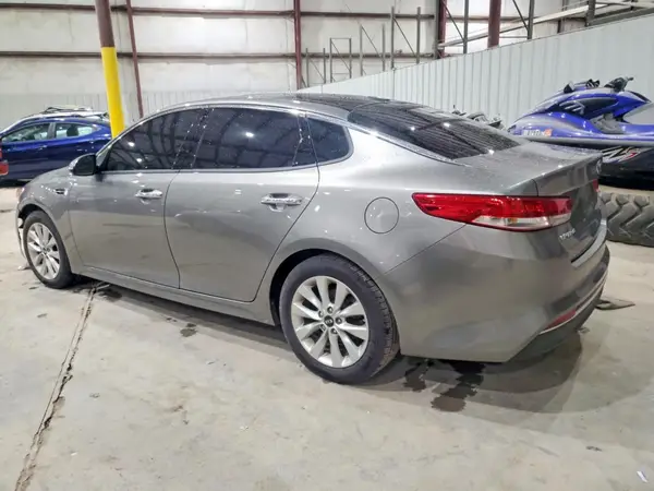 5XXGU4L38GG099997 2016 KIA OPTIMA - Image 2