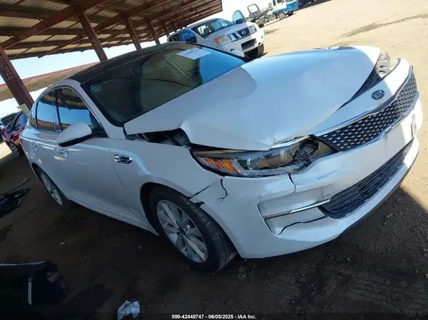 5XXGU4L38GG107175 2016 KIA OPTIMA - Image 1