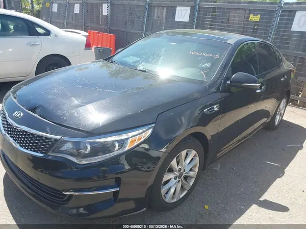 5XXGU4L38GG117916 2016 KIA OPTIMA - Image 2