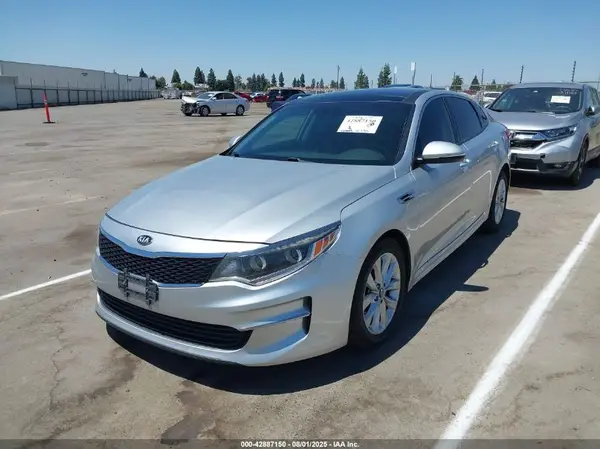 5XXGU4L38GG118919 2016 KIA OPTIMA - Image 2