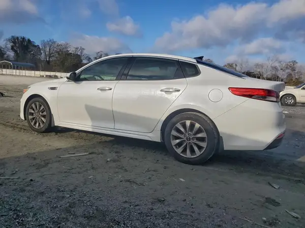 5XXGU4L38GG119438 2016 KIA OPTIMA - Image 2