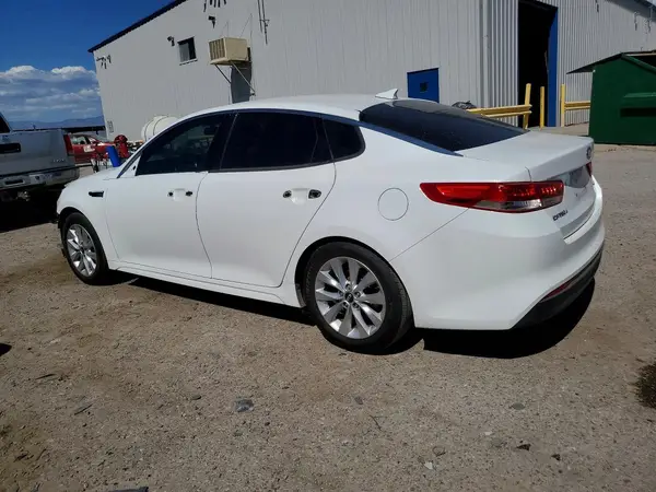 5XXGU4L38GG120458 2016 KIA OPTIMA - Image 2