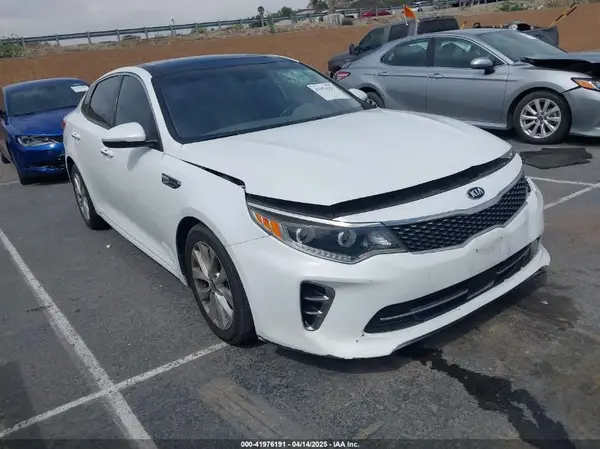 5XXGU4L38HG134961 2017 KIA OPTIMA - Image 1