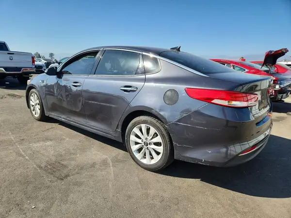 5XXGU4L38HG135107 2017 KIA OPTIMA - Image 2