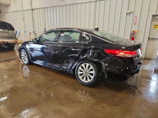5XXGU4L38HG138606 2017 KIA OPTIMA - Image 2
