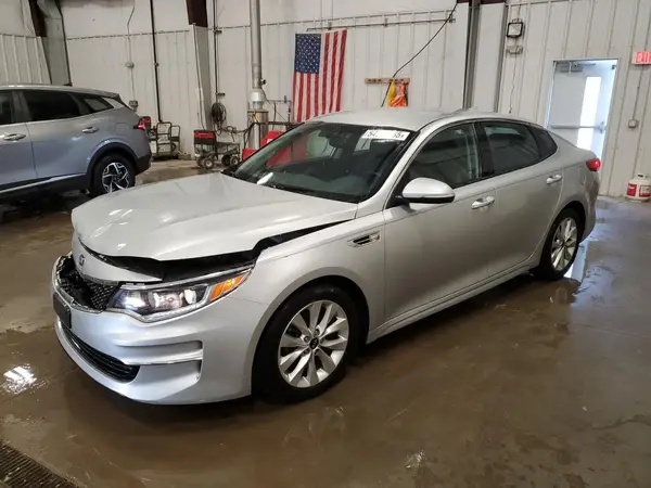 5XXGU4L38HG150965 2017 KIA OPTIMA - Image 1