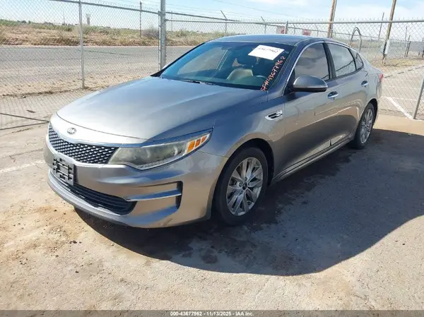 5XXGU4L38HG151260 2017 KIA OPTIMA - Image 2