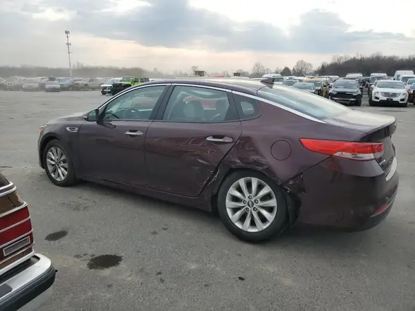 5XXGU4L38HG153056 2017 KIA OPTIMA - Image 2