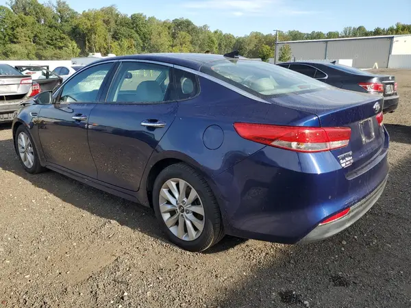 5XXGU4L38HG158323 2017 KIA OPTIMA - Image 2