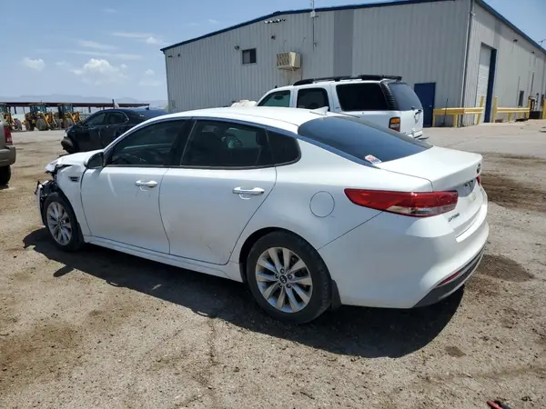 5XXGU4L38HG159634 2017 KIA OPTIMA - Image 2