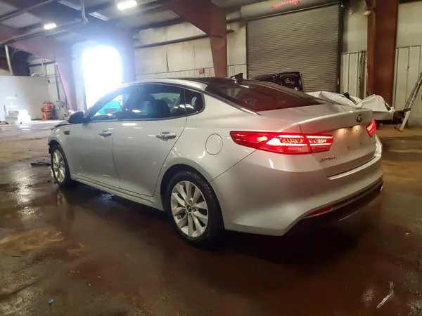 5XXGU4L38HG159844 2017 KIA OPTIMA - Image 2