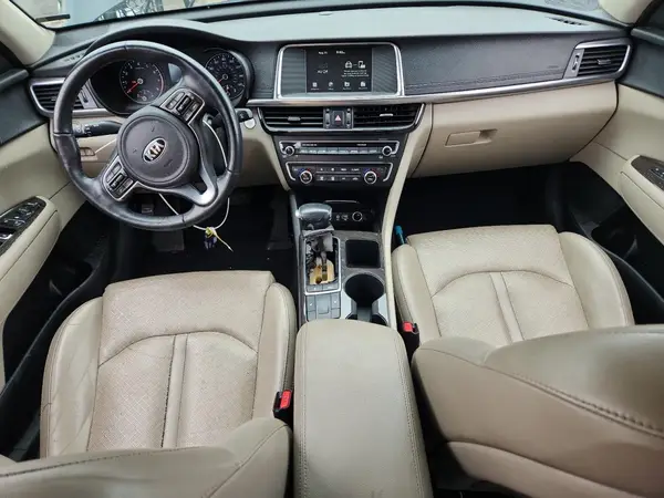 5XXGU4L38HG176031 2017 KIA OPTIMA - Image 8