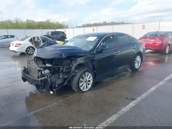 5XXGU4L38HG178233 2017 KIA OPTIMA - Image 2