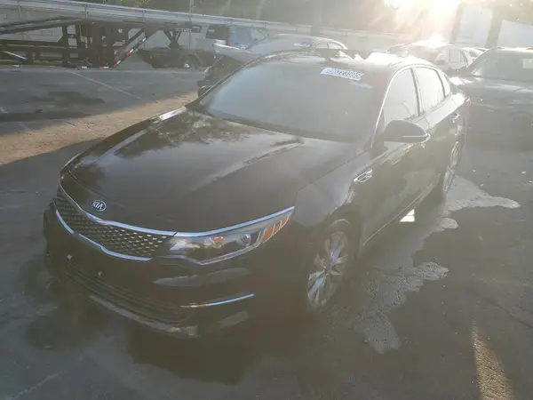 5XXGU4L38JG183518 2018 KIA OPTIMA - Image 1
