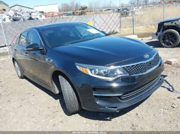 5XXGU4L38JG187309 2018 KIA OPTIMA - Image 1