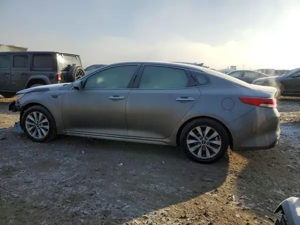 5XXGU4L38JG187875 2018 KIA OPTIMA - Image 2