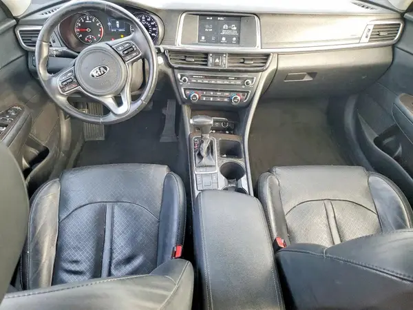 5XXGU4L38JG187875 2018 KIA OPTIMA - Image 8