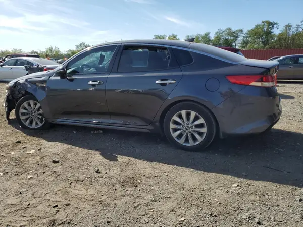 5XXGU4L38JG203458 2018 KIA OPTIMA - Image 2