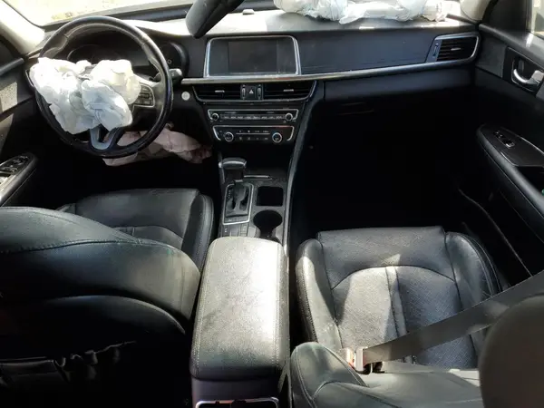 5XXGU4L38JG203458 2018 KIA OPTIMA - Image 8
