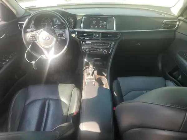 5XXGU4L38JG216596 2018 KIA OPTIMA - Image 8