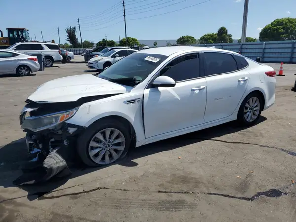5XXGU4L38JG218462 2018 KIA OPTIMA - Image 1