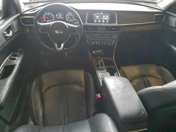 5XXGU4L38JG221457 2018 KIA OPTIMA - Image 8