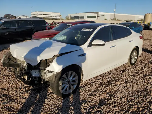 5XXGU4L38JG224195 2018 KIA OPTIMA - Image 1