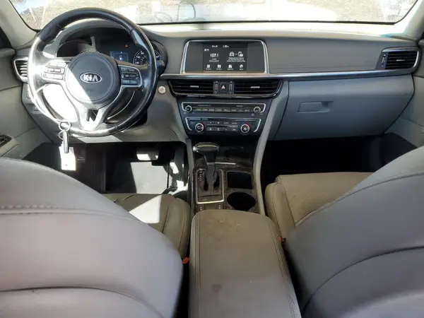 5XXGU4L38JG224911 2018 KIA OPTIMA - Image 8