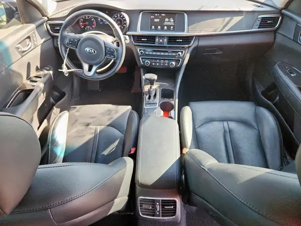 5XXGU4L38JG227520 2018 KIA OPTIMA - Image 8