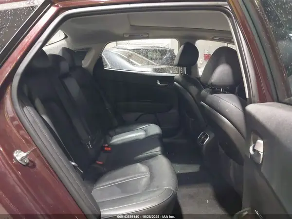 5XXGU4L38JG232197 2018 KIA OPTIMA - Image 8