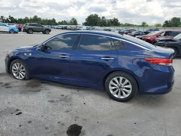 5XXGU4L38JG233236 2018 KIA OPTIMA - Image 2