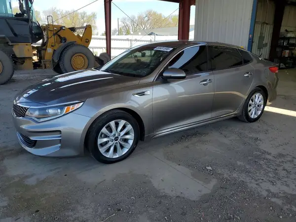 5XXGU4L38JG245550 2018 KIA OPTIMA - Image 1