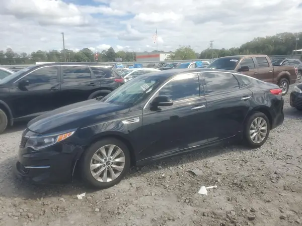 5XXGU4L38JG245676 2018 KIA OPTIMA - Image 1