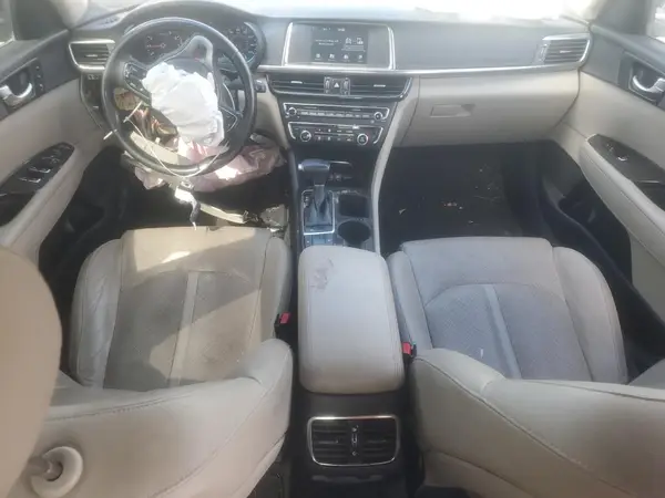 5XXGU4L38JG245676 2018 KIA OPTIMA - Image 8