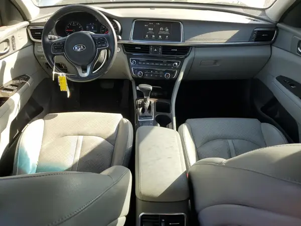 5XXGU4L38JG245788 2018 KIA OPTIMA - Image 8