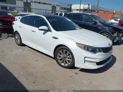 5XXGU4L38JG256371 2018 KIA OPTIMA