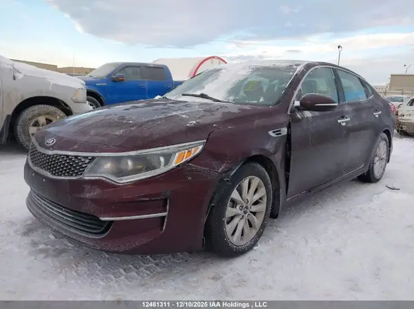 5XXGU4L39GG005030 2016 KIA OPTIMA - Image 2