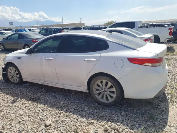 5XXGU4L39GG009322 2016 KIA OPTIMA - Image 2