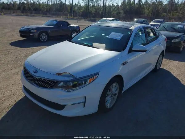 5XXGU4L39GG012642 2016 KIA OPTIMA - Image 2