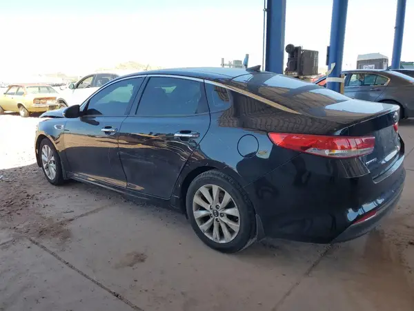 5XXGU4L39GG030297 2016 KIA OPTIMA - Image 2