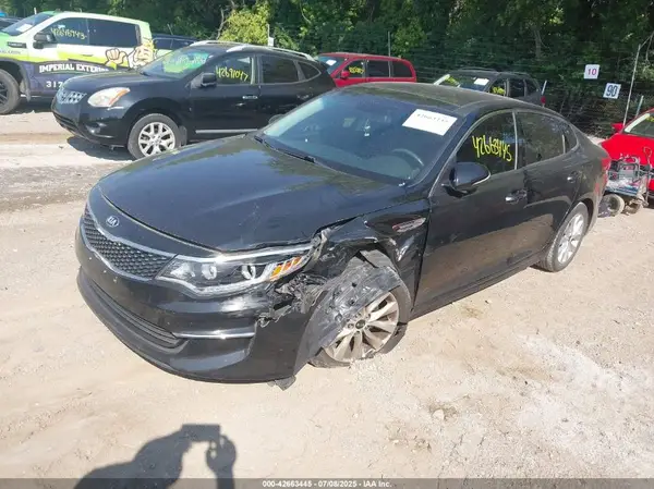 5XXGU4L39GG039601 2016 KIA OPTIMA - Image 2