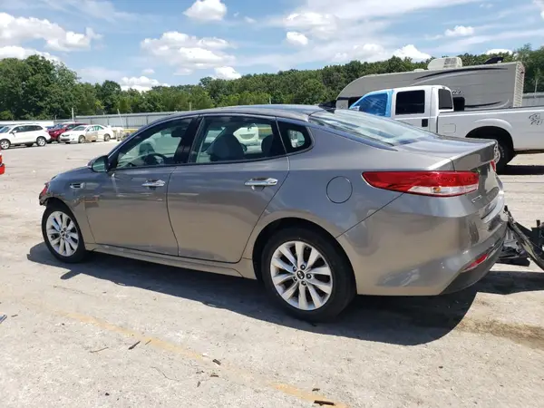 5XXGU4L39GG039954 2016 KIA OPTIMA - Image 2