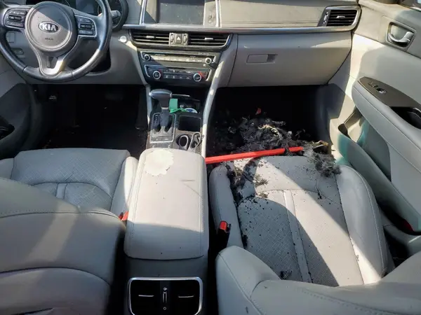 5XXGU4L39GG042255 2016 KIA OPTIMA - Image 8