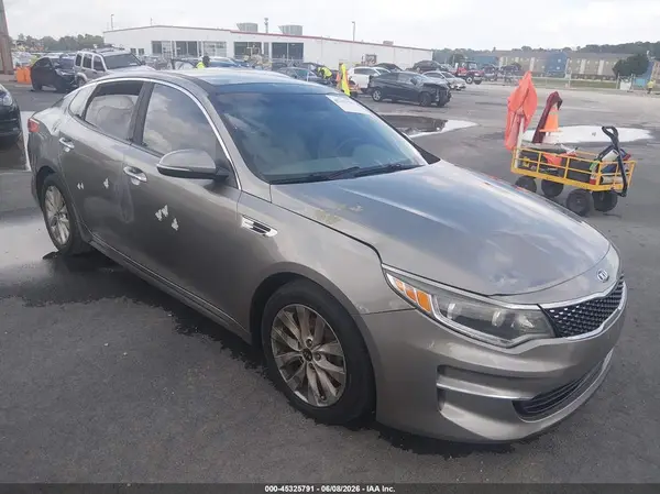 5XXGU4L39GG045317 2016 KIA OPTIMA - Image 1
