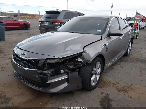 5XXGU4L39GG046998 2016 KIA OPTIMA - Image 2
