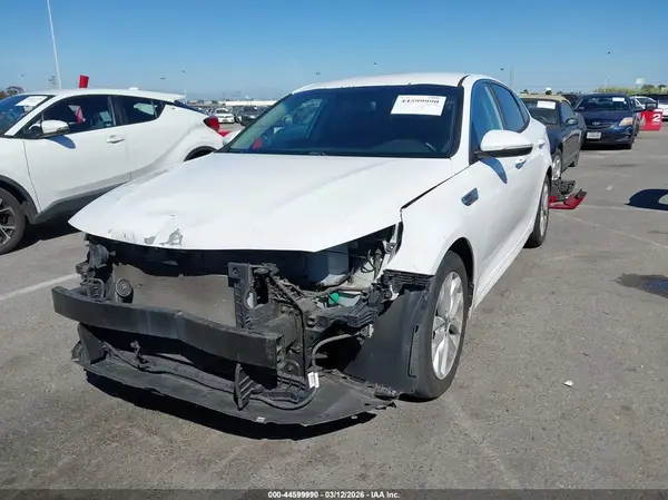 5XXGU4L39GG047603 2016 KIA OPTIMA - Image 2